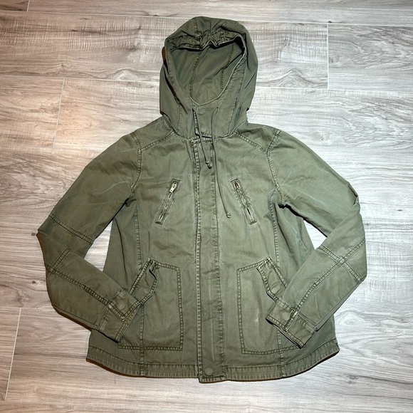 American Eagle Outfitters Jackets & Blazers - American Eagle Green Jacket Size XS